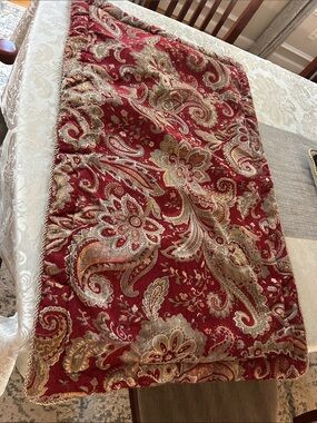 Croscill Red Paisley Jacquard Table Runner with Gold and Cream Accents